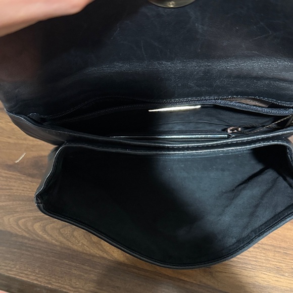 Bottega Veneta Vintage Nappa Intrecciato Shoulder Bag - Picture 3 of 10